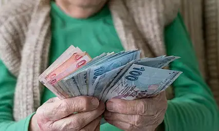 Bakan Işıkhan'dan en düşük emekli aylığı açıklaması: Gözler 3 Temmuz'da