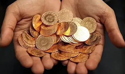 Canlı altın fiyatları 17 Aralık 2025: Siirt'te Gram, çeyrek, yarım ve cumhuriyet altını alış-satış fiyatları bugün ne kadar?