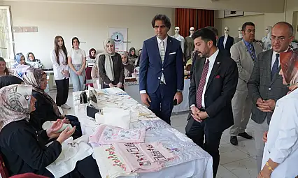 Hayat Boyu Öğrenme Genel Müdürü Emre Topoğlu, Siirt Halk Eğitimi Merkezini Ziyaret Etti