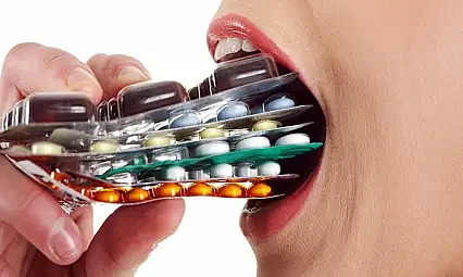 Her Öksürükte Antibiyotiğe Sarılmayın: Uzmanlardan Uyarı