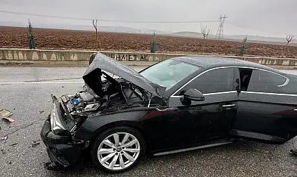 Hurdaya Dönen Araçtan Yara Almadan Kurtuldu!