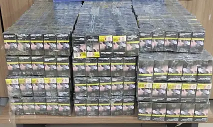 Kurtalan'da şüpheli araçta yüzlerce kaçak sigara ele geçirildi