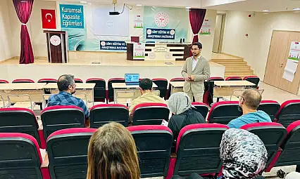 Siirt Eğitim ve Araştırma Hastanesi'nde Polio Eradikasyonu Eğitimi Gerçekleştirildi