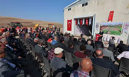 Siirt'te çiftçilere 203 ton kırmızı mercimek dağıtıldı