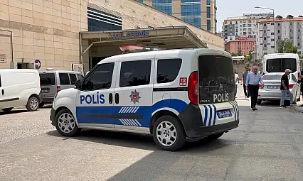 Siirt'te Araç Onlarca Metrelik Şarampole Yuvarlandı! 4 Kişi Yaralandı!