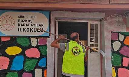 Siirt'te Kurtarma Ekibinden Renkli Destek: Eruh'ta Okul Duvarları Güzelleşti