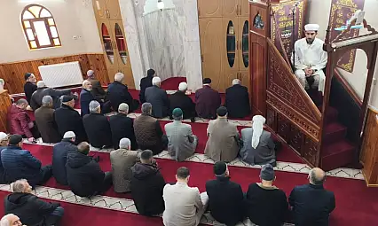 Siirt'te, camilerde genç üniversitelilerin heyecanı vardı