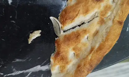 Siirt'te Ekmekten Cam Parçası Çıktı