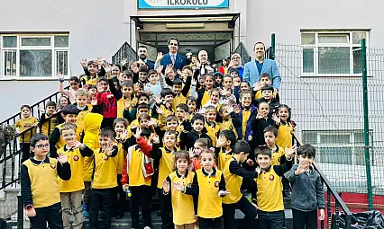 Siirt'te 'Geleceğe Sayfa Çeviriyor' Projesi Kapsamında Yeni Kütüphane Açıldı