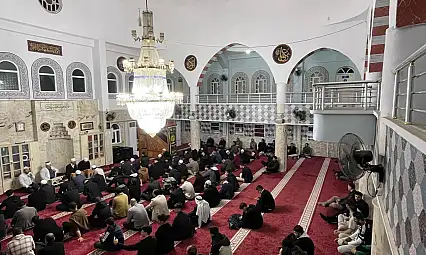 Siirt'te Gençler Sabah Namazında Buluştu