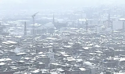 Siirt'te kar alarmı: Gece saatlerinden itibaren etkisini artıracak