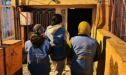 Siirt'te ''Komşum Projesi'' Sürüyor: Öğrenciler Her Akşam Kapı Kapı Umut Taşıyor