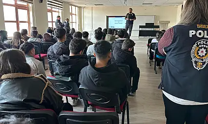 Siirt'te öğrencilere yönelik SİBERAY farkındalık eğitimi verildi