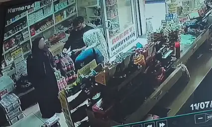 Siirt'te Vatandaşın Düşürdüğü Kartla 3 Bin Liralık Harcama Yapan 2 Kadın Her Yerde Aranıyor!