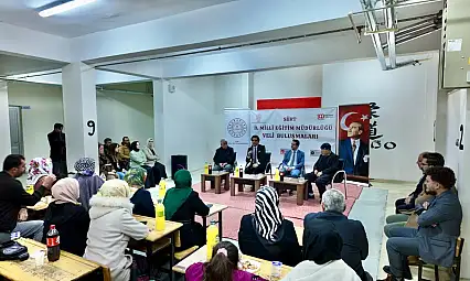 Siirt'te ''Veli Buluşmaları'' TOKİ Osman Gazi Okulu'nda sürdü