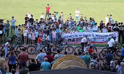 Siirt'te Yaz Spor Okullarına Yoğun İlgi: 21 Branşta 8 Bin 703 Öğrenci Eğitim Görüyor