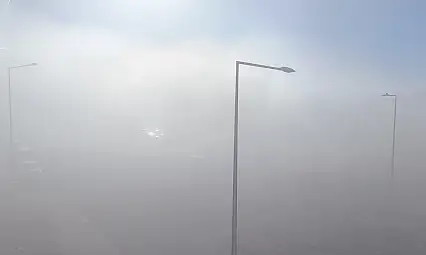 Siirt'te Yoğun Sis Görüş Mesafesini 50 Metreye Kadar Düşürdü