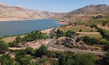Siirt'te yollar yapılıyor, şimdi sıra turizm yatırımlarında
