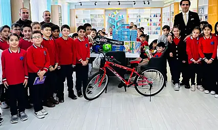 Siirt Yağmurtepe İlkokulu'nda Kitap Okuma Heyecanı: Öğrenciler Hediyeler İçin Yarışacak