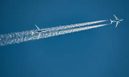 Siirtli Fotoğrafçıdan Göz Kamaştıran Kareler: Uçakları Yakın Çekimle Görüntüledi