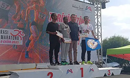 Siirtli Sporcu Muhittin Gürhan, Uluslararası Tarsus Yarı Maratonu'nda 3'üncü Oldu