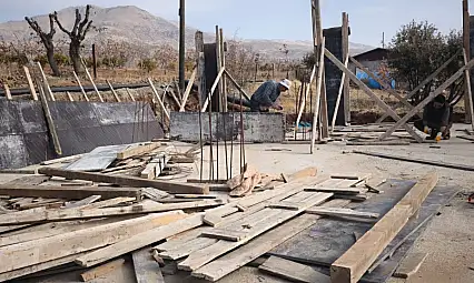 Şirvan Taşlı Köyü Ördekli Mezrasında İlk Kez Cami Yapılıyor! Köy Halkı Destek Bekliyor