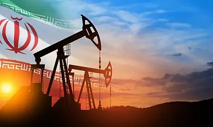 Trump'tan İran'a Yeni Tehdit: 'Yakın Zamanda İran Petrolü Elimize Geçecek'