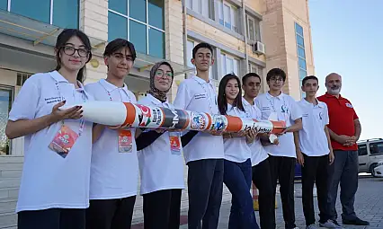Yaptıkları Roketle Türkiye 4'üncüsü Olan Siirtli Gençler Artı Siirt'e Konuştu!