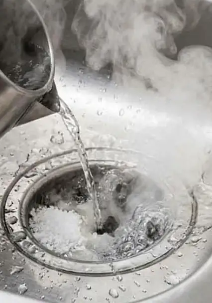 Şanlıurfa'da Lavabo Açıcı Patladı: 6 Kişi Yaralandı