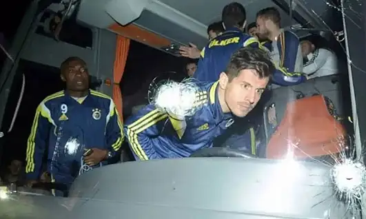 Fenerbahçe otobüsüne yönelik silahlı saldırıda 11 yıl sonra yeni gelişme: 5 şüpheli gözaltında