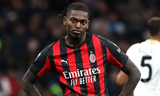 Galatasaray ve Fenerbahçe, Rafael Leao İçin Karşı Karşıya! Milan'ın Bonservis Talebi Ortaya Çıktı