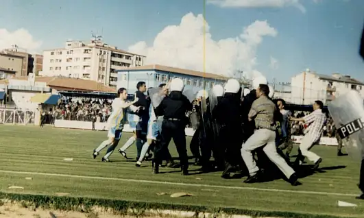 Siirt Jetpa Spor'un futbol tarihine geçen olaylı maçı: Karşılaşma tatil edildi