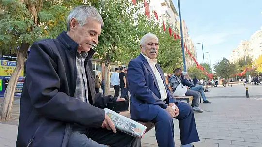 Siirtli Şakir, 25 Yıldır Gazete Alıyor! İşte Sebebi