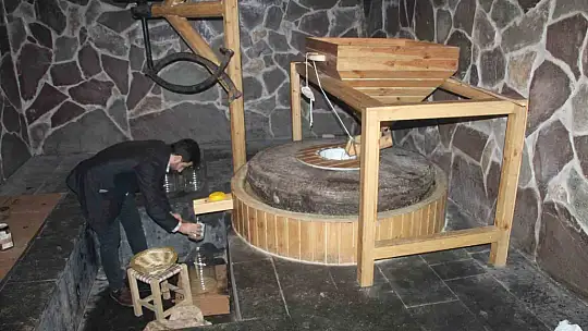 Elektrik yok, makine yok: Şırnak'ta asırlık değirmenden dünyaya coğrafi işaretli tahin