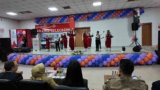 Siirt'te özel bireyler askeri kamuflaj giyerek yemin törenine katıldı