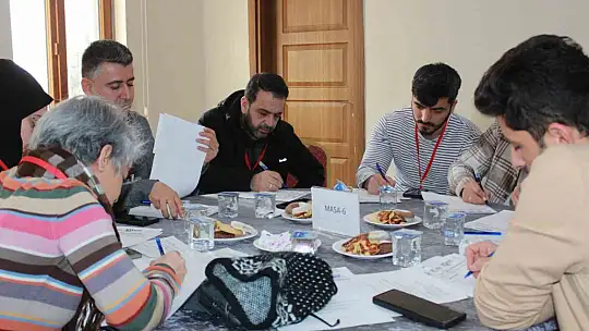 Siirt'te Öğrenci Devamsızlığını Azaltmak İçin 'Okula Devam' Çalıştayı Düzenlendi