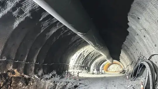 Siirt, Şırnak ve Van'ı birbirine bağlayan yolda çalışmalar hızlandı