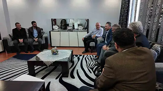 Siirt'te sosyal hizmetlerin 'Turan Babası' öğrencileri tarafından unutulmadı