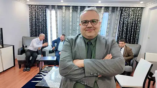 Siirt'te sosyal hizmetlerin 'Turan Babası' öğrencileri tarafından unutulmadı