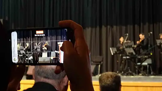 Siirt'te yeni atanan öğretmenlere, Öğretmenler Günü'nde yemin töreni düzenlendi