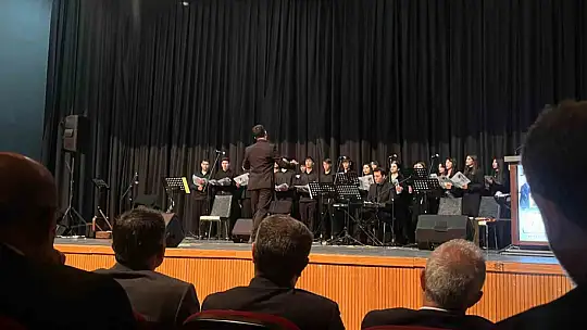 Siirt'te yeni atanan öğretmenlere, Öğretmenler Günü'nde yemin töreni düzenlendi