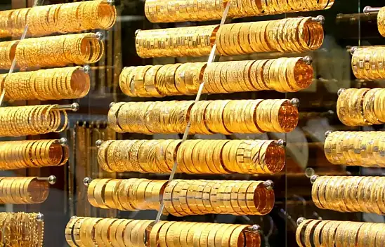 Altın Fiyatları Haftaya Sert Düşüşle Başladı