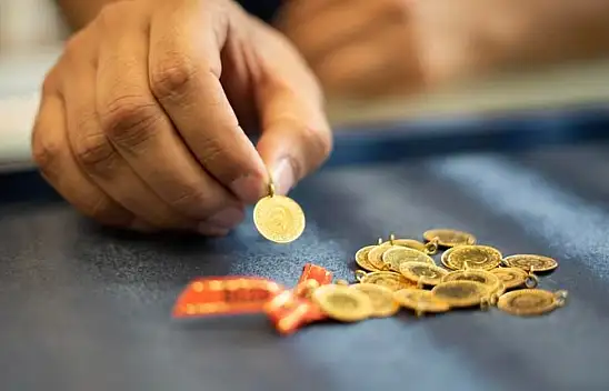 Ateşkes Sonrası Altın Yükselişte: Güncel Altın Fiyatları Rekor Seviyelerde - Peki Siirt'teki Kuyumcularda Gram, Çeyrek ve Cumhuriyet Altın Satış Fiyatı Ne Kadar?