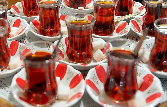 Siirt'te Çay Fiyatlarına Zam Bekleniliyor: Bardak Çay 15 TL'ye Dayandı