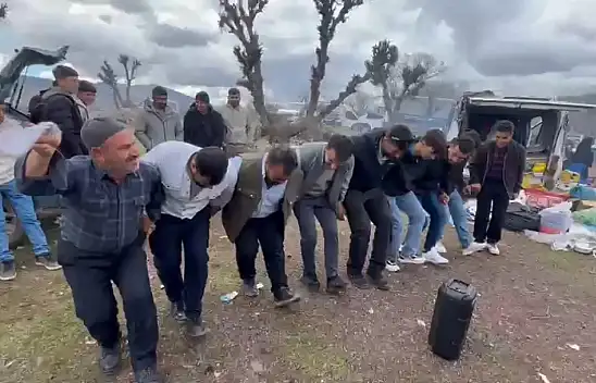 Siirt'te Şeyh Muhammed Bin Ali Türbesi'nde yoğun ziyaretçi akını