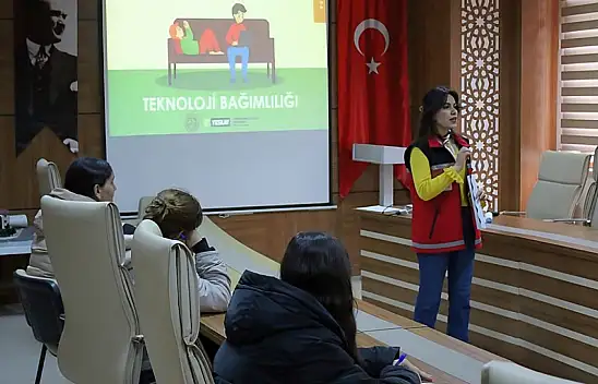 Siirt'te teknoloji bağımlılığına karşı eğitim verildi