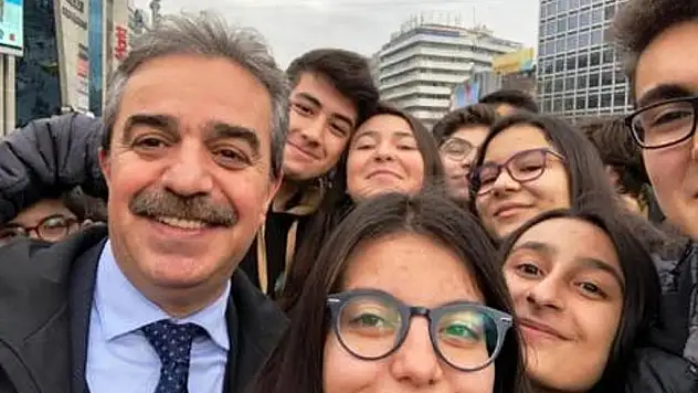 FEVZİ SEVGİLİ'NİN 23 NİSAN MESAJI