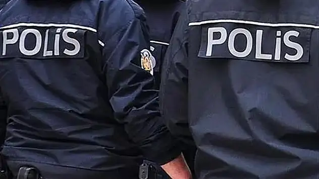 15 Yaşındaki Kıza Cinsel İstismarda Bulunan Polis Tutuklandı