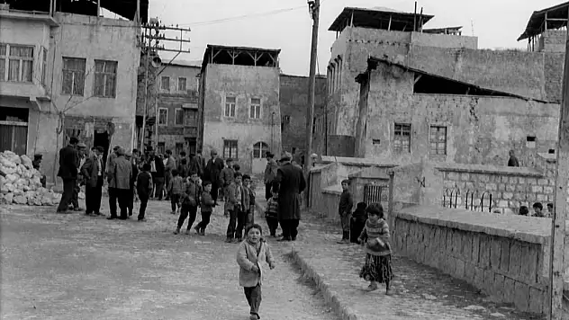 1980'li Yıllardan Kalan Siirt Fotoğrafı Büyük İlgi Gördü