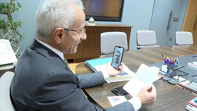 21 Yıl Önce Yazılan Mektuba Görüntülü Cevap